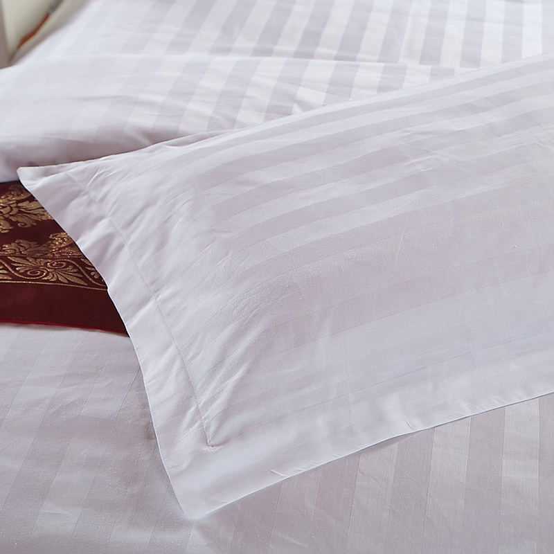 White Striped 250 Thread Count Hotel Bedding For Dorm Room