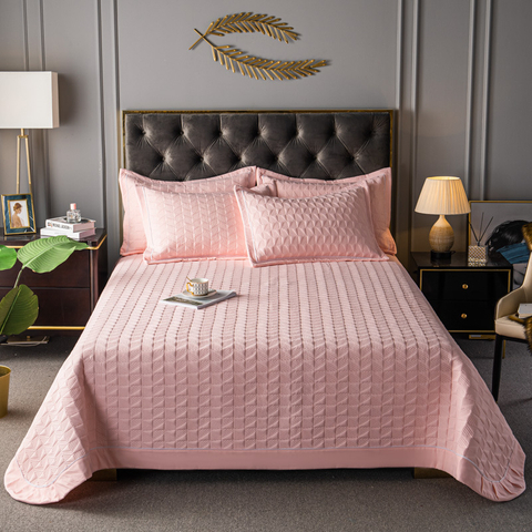 Luxurious Hotel Bedspread Full Size Light Pink All-Season