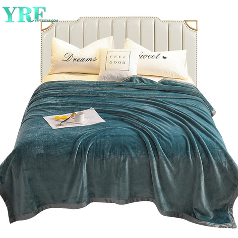 Comfortable Care of Skin 100% Polyester Lightweight Mink Blankets For Single Bed